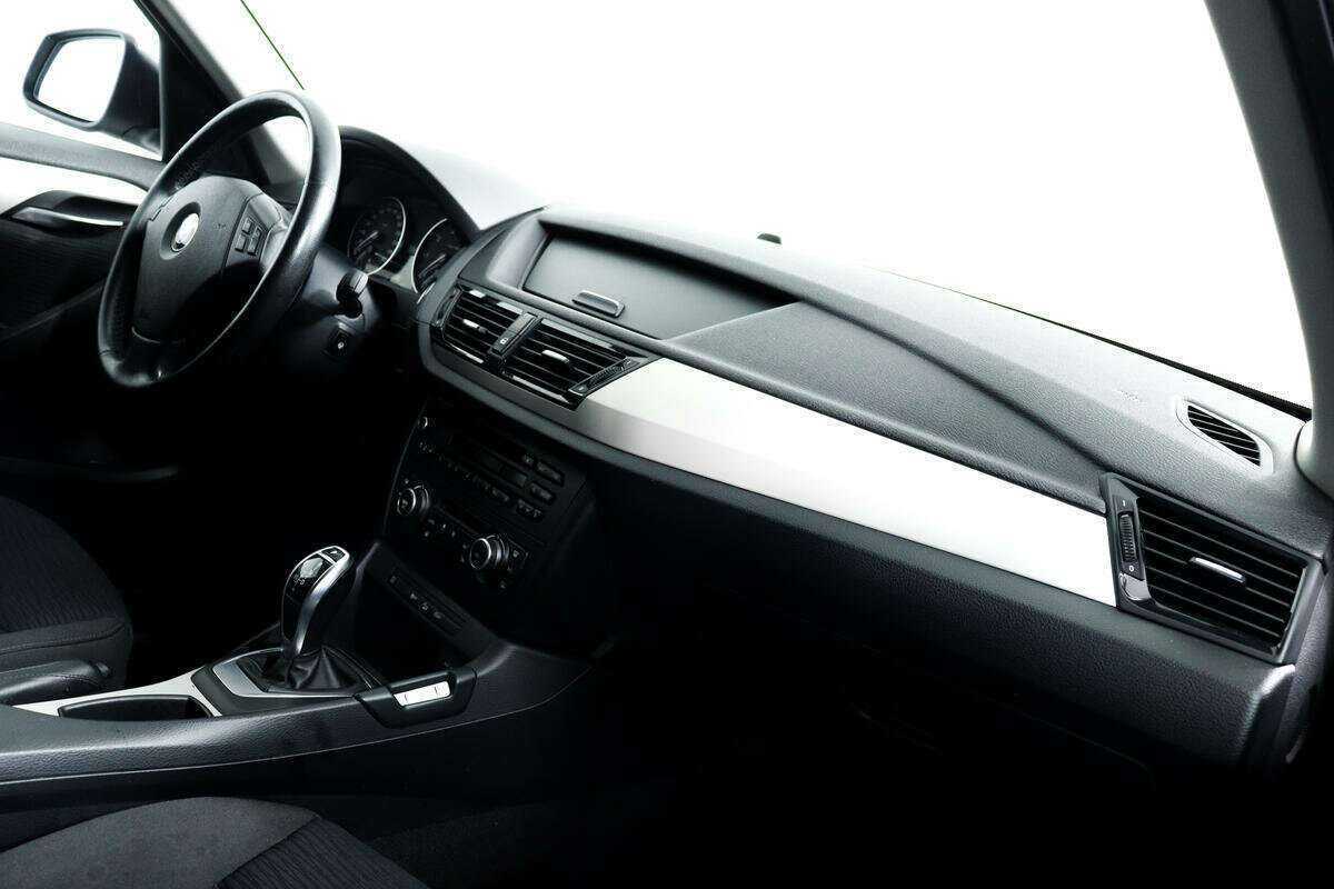 BMW X1 20i, 2013 Фото №9