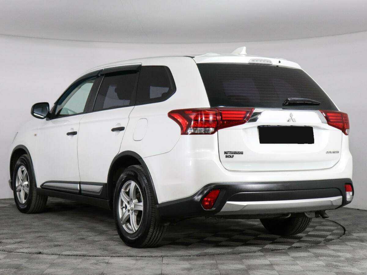 Mitsubishi Outlander, 2017 - 188 006 км. | Фото №7