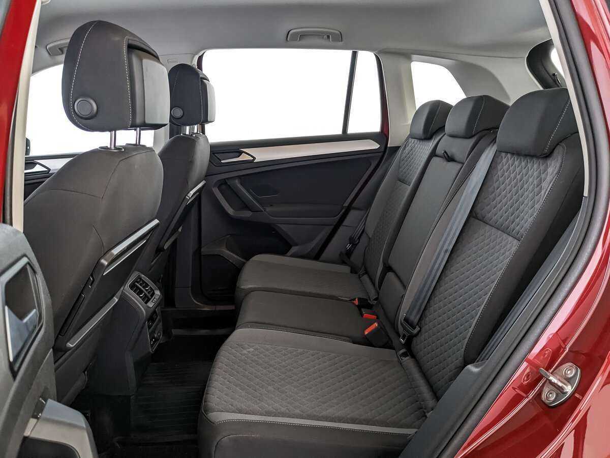 Volkswagen Tiguan, 2020 Фото №14