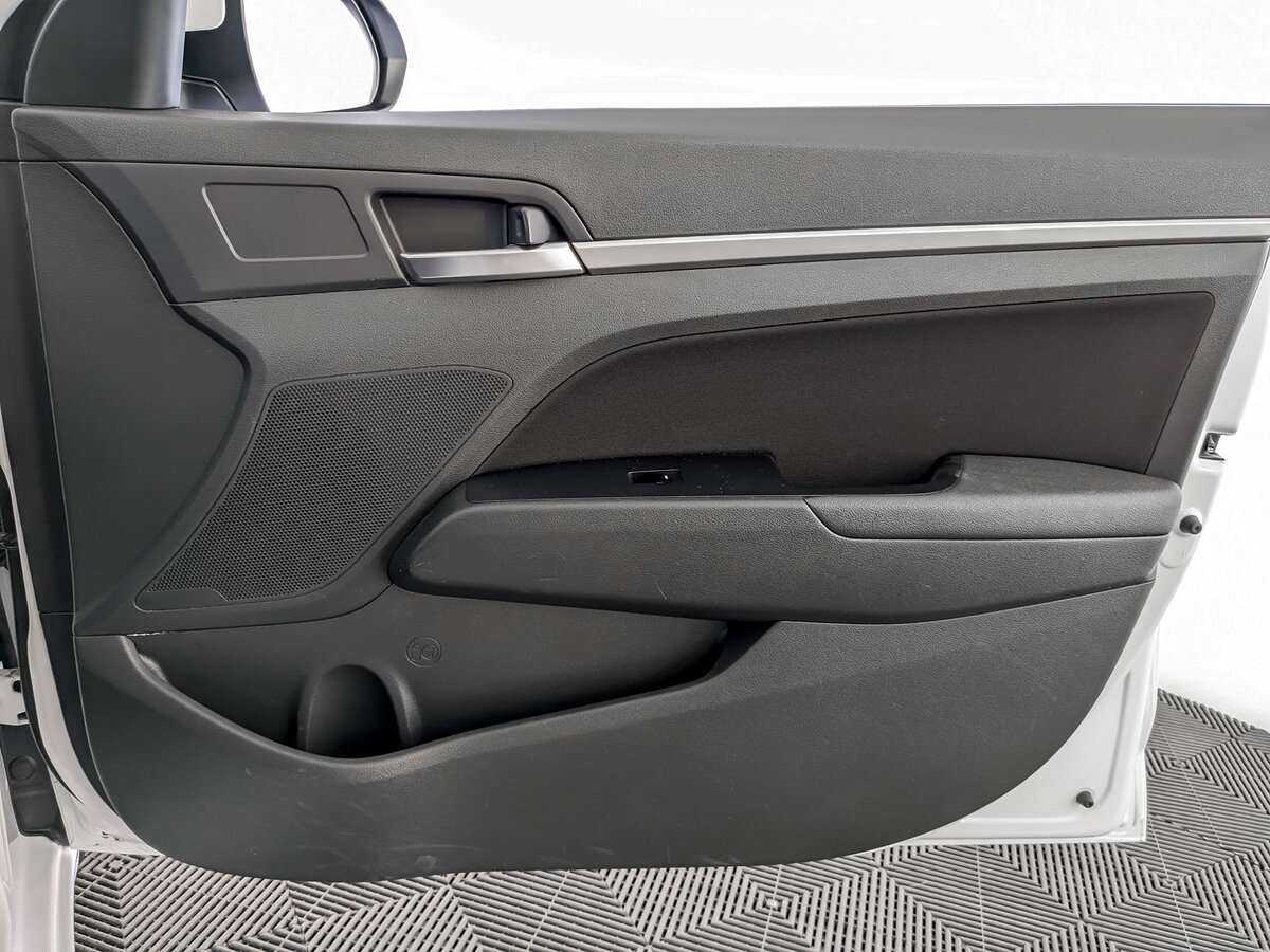 Hyundai Elantra, 2020 Фото №20