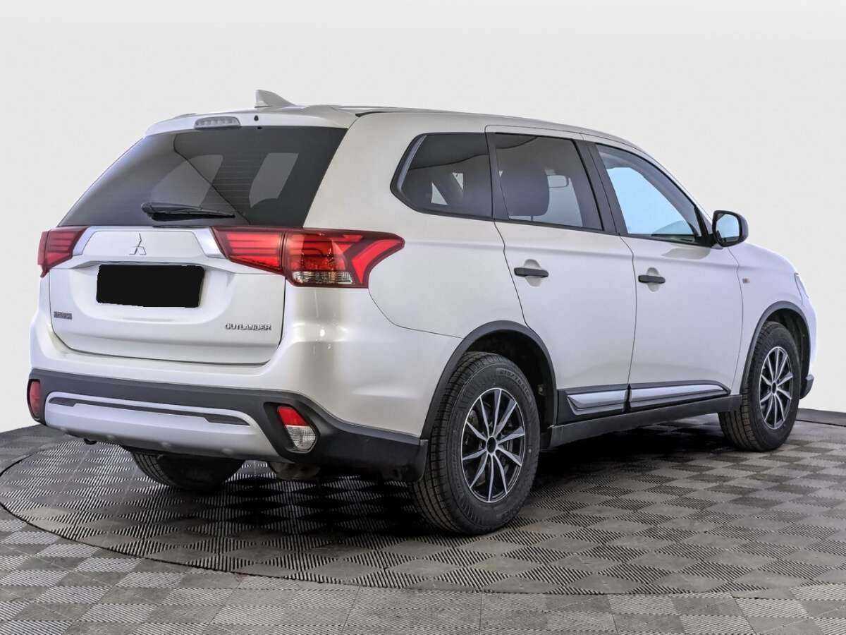 Mitsubishi Outlander, 2019 - 132 727 км. | Фото №5