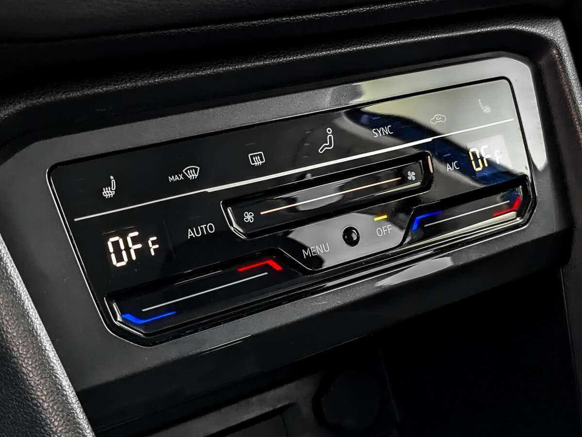 Volkswagen Tiguan, 2020 Фото №20