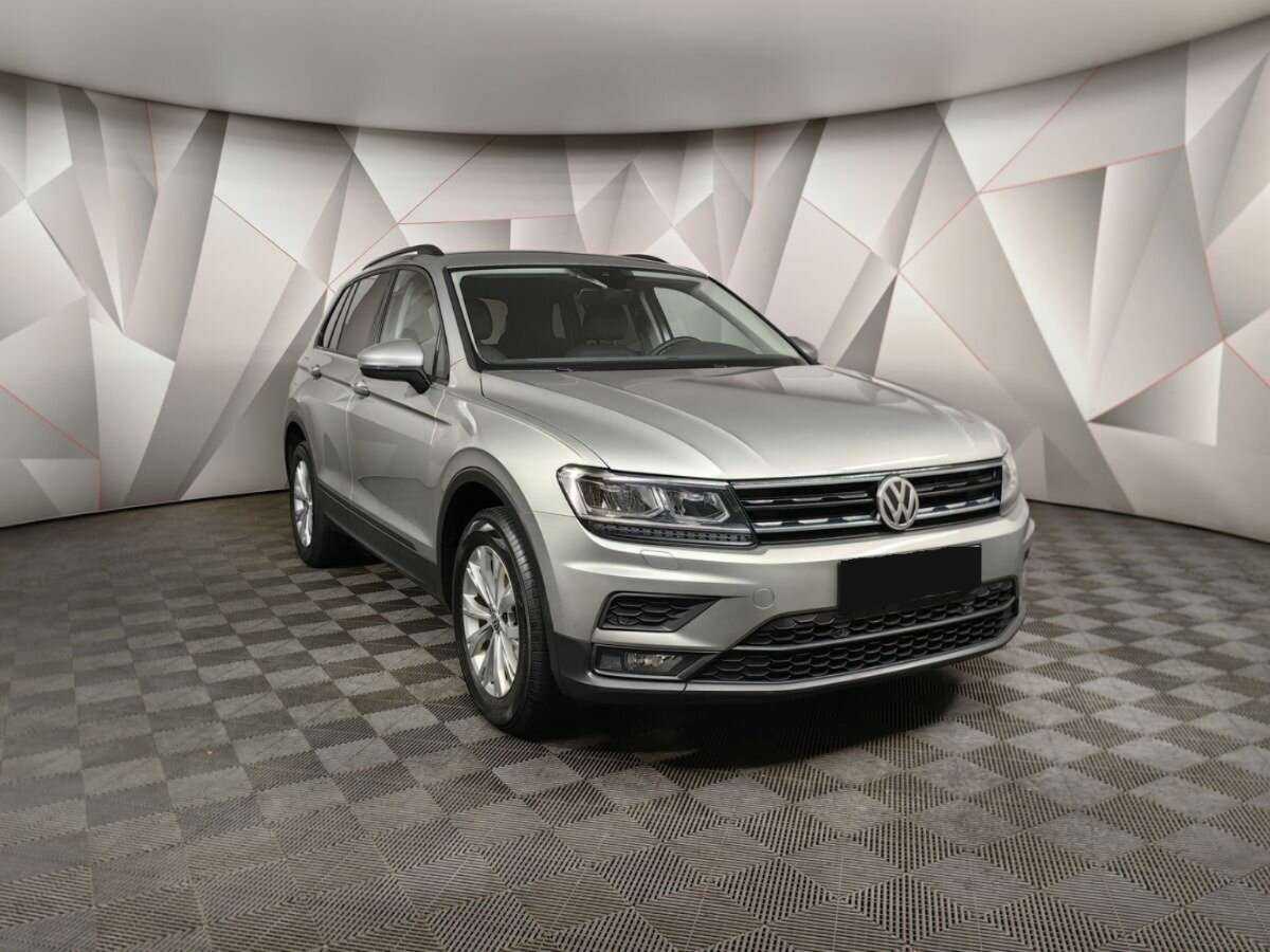 Volkswagen Tiguan, 2020 - 60 781 км. | Фото №3
