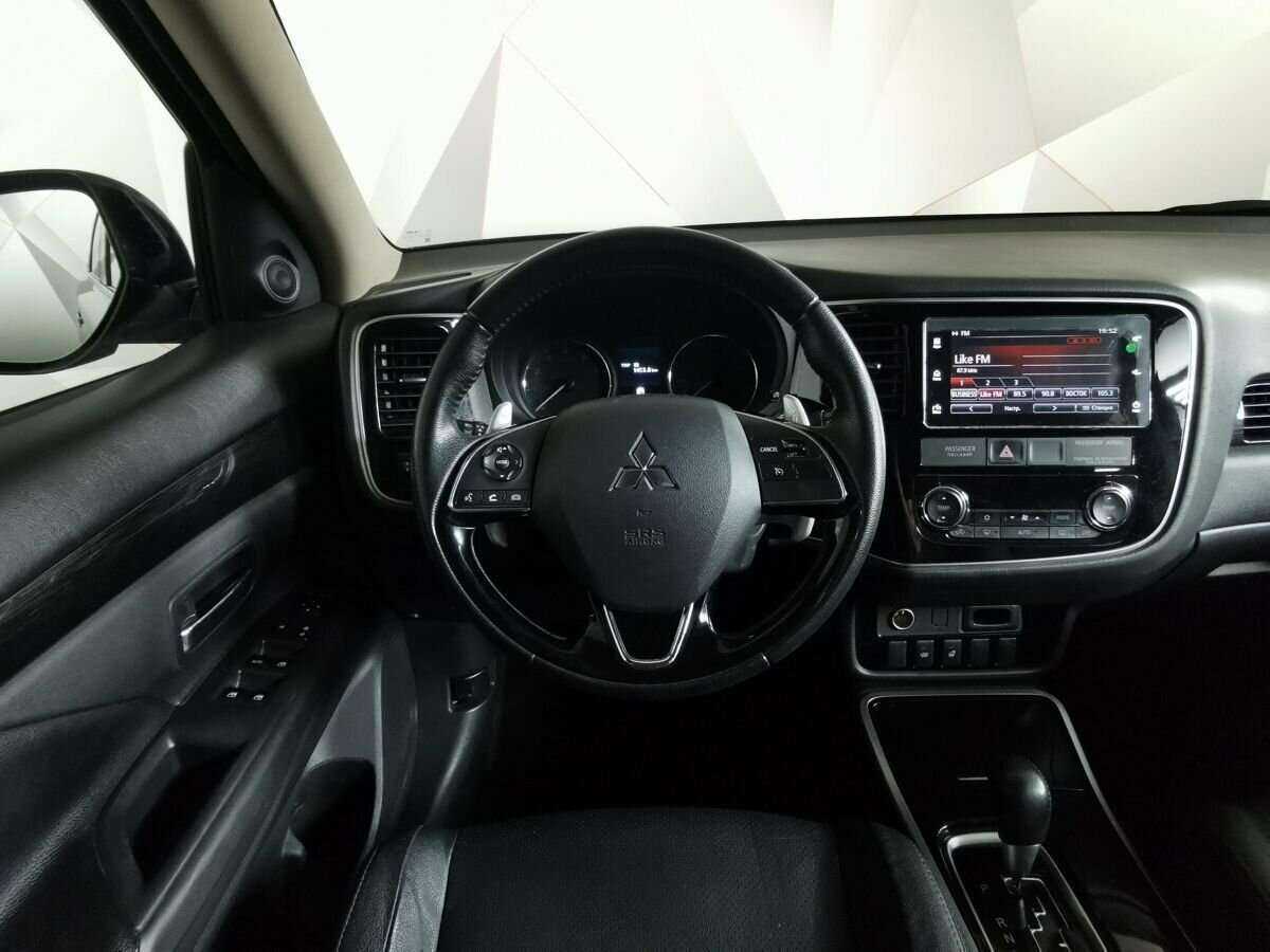 Mitsubishi Outlander, 2018 Фото №15