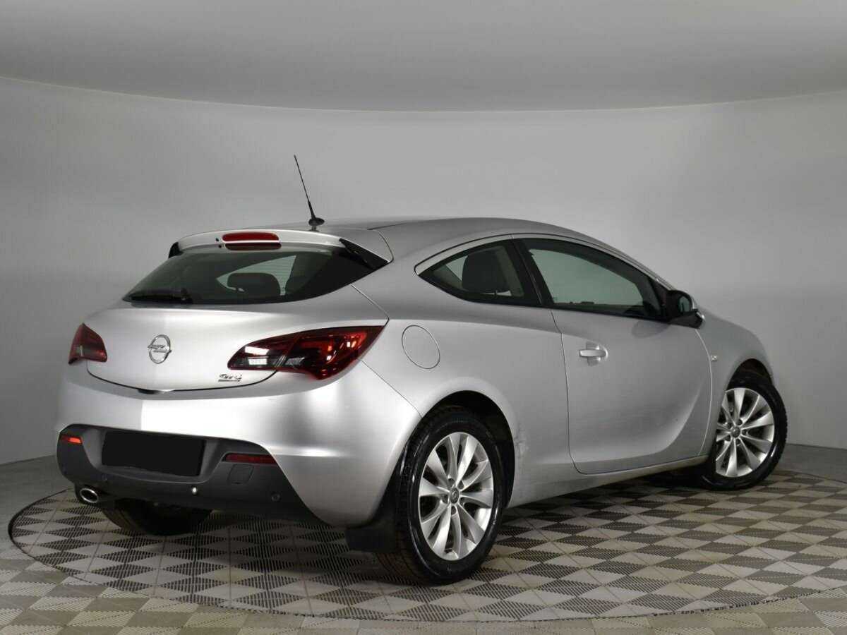 Opel Astra GTC, 2013 - 98 768 км. | Фото №2