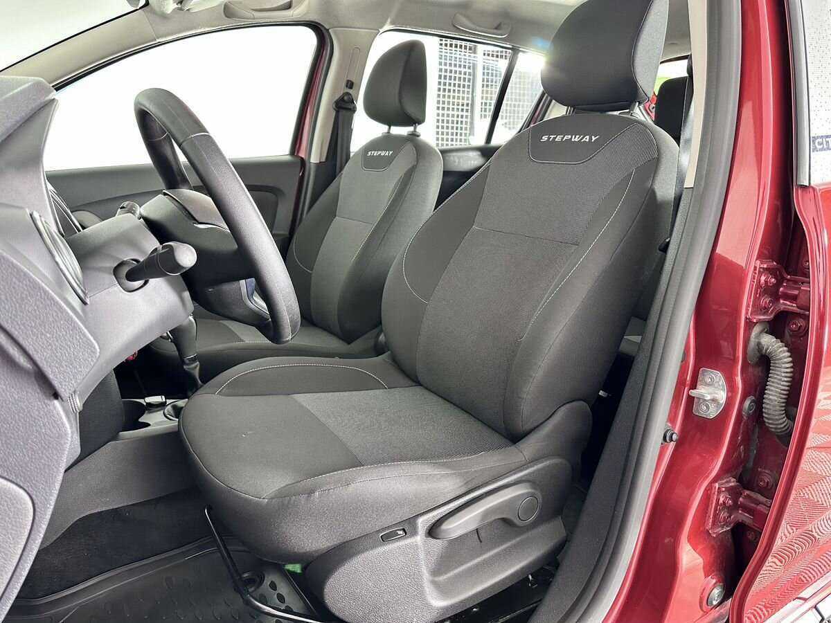 Renault Sandero Stepway, 2019 - 83 923 км. | Фото №8
