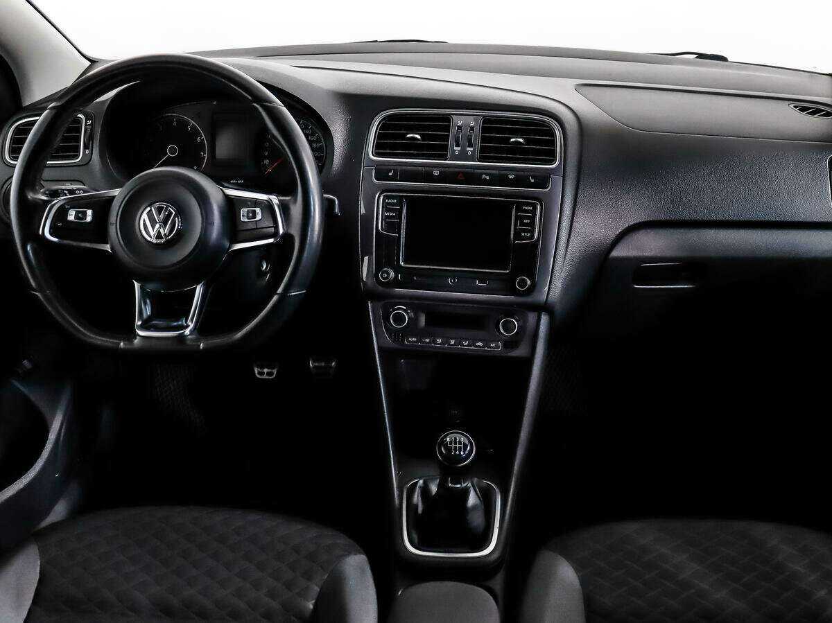 Volkswagen Polo, 2018 Фото №12