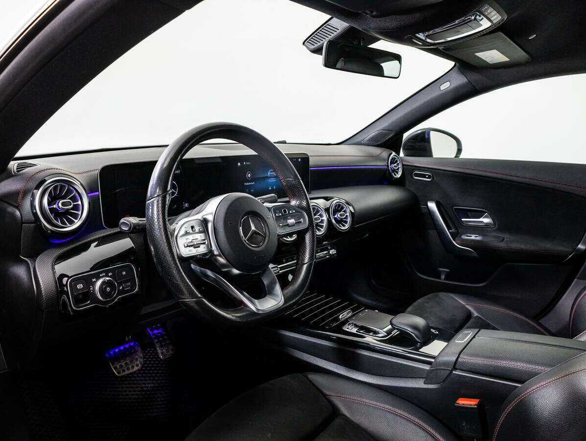 Mercedes-Benz CLA 200, 2019 Фото №11