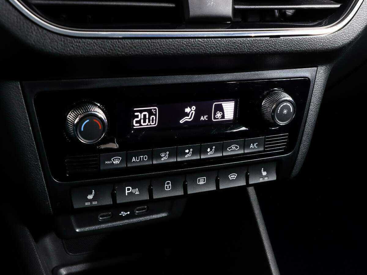 Skoda Rapid, 2020 Фото №16