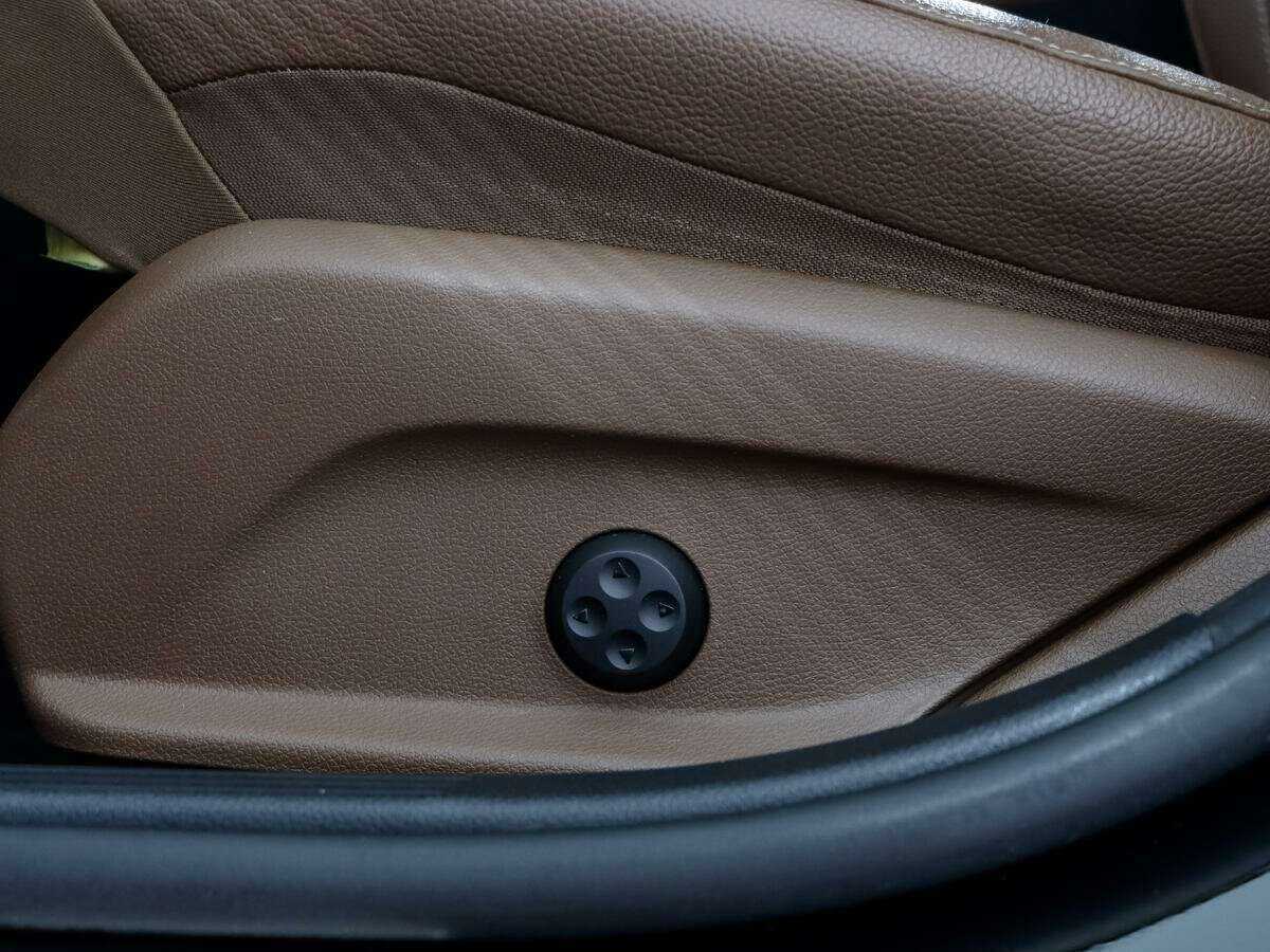 Mercedes-Benz E-Класс 200, 2016 Фото №13