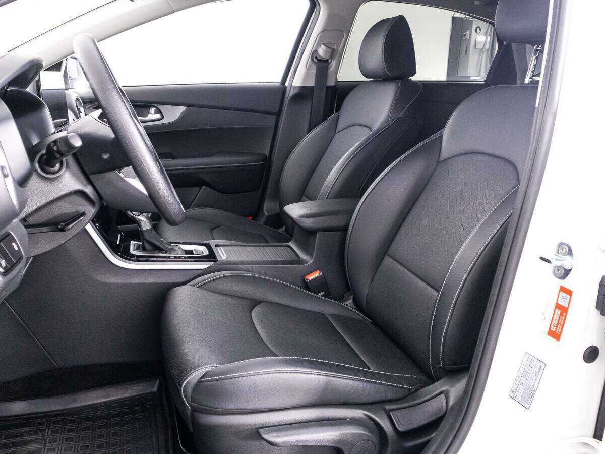 Kia K3, 2022 Фото №16