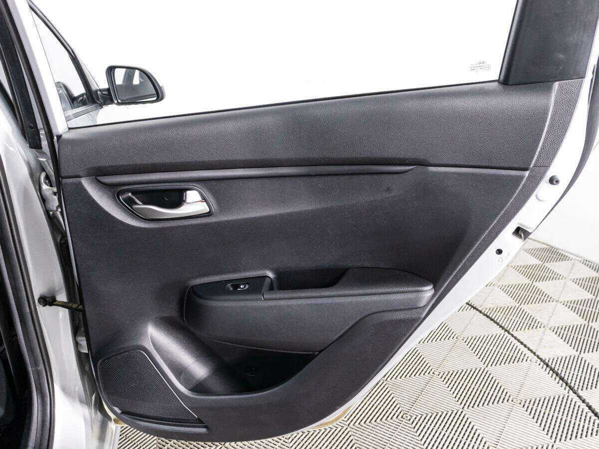 Kia Rio, 2020 Фото №28