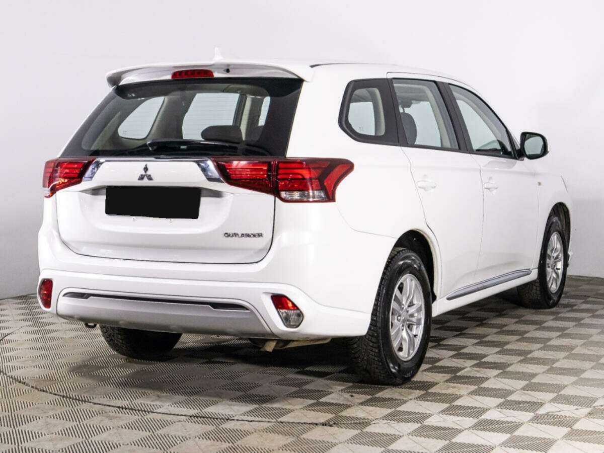 Mitsubishi Outlander, 2022 Фото №5