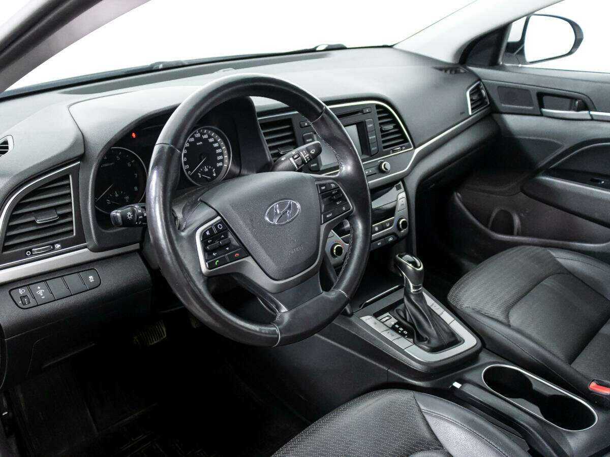 Hyundai Elantra, 2016 Фото №11