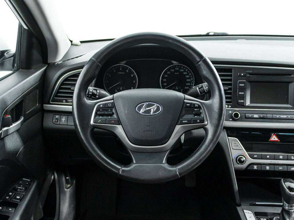 Hyundai Elantra, 2016 Фото №18
