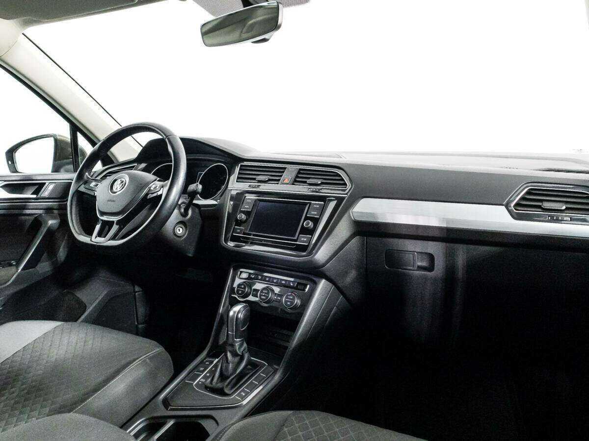 Volkswagen Tiguan, 2017 Фото №9