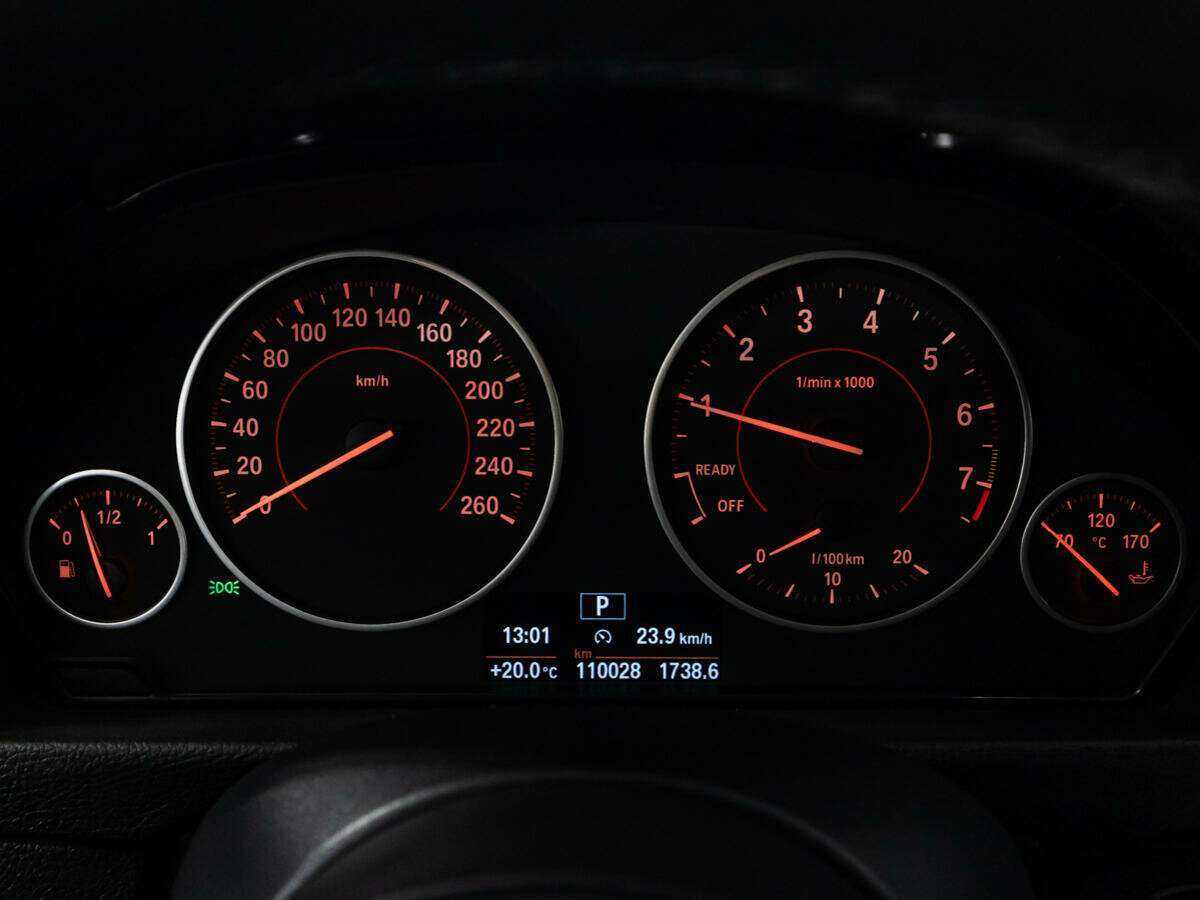 BMW 3 серии 320i xDrive, 2017 Фото №12