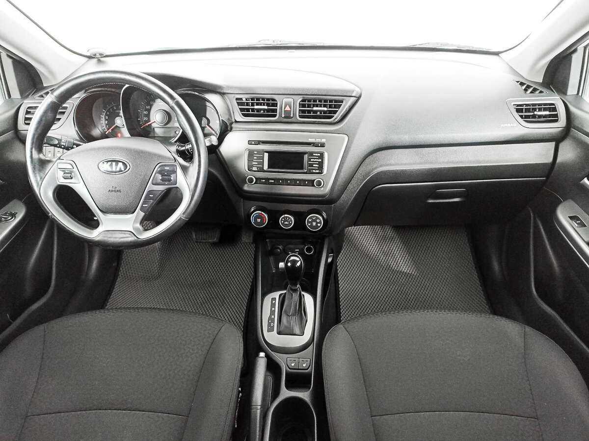 Kia Rio, 2017 Фото №12