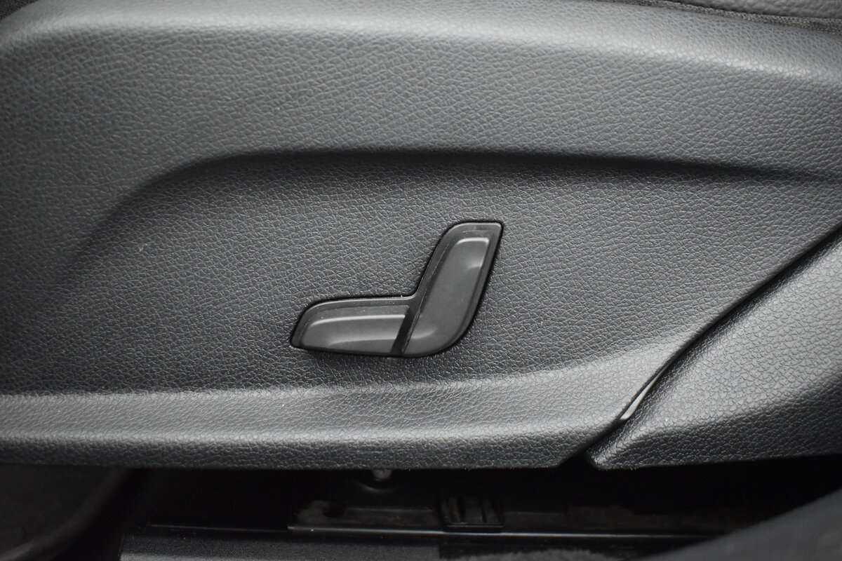 Mercedes-Benz E-Класс 200 d, 2018 Фото №11