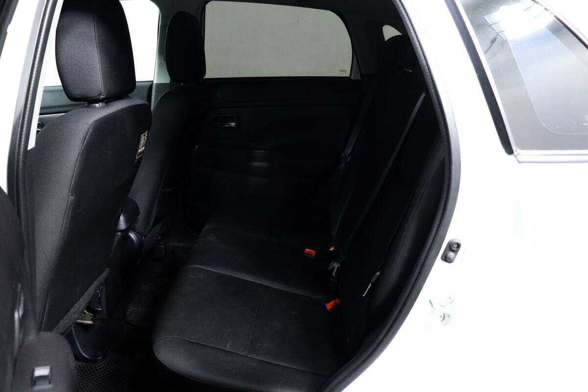 Mitsubishi ASX, 2013 Фото №12