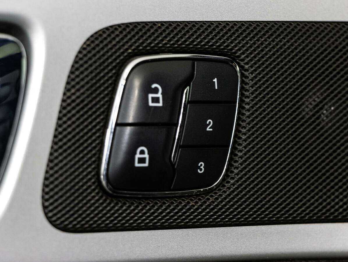 Ford Explorer, 2013 Фото №19