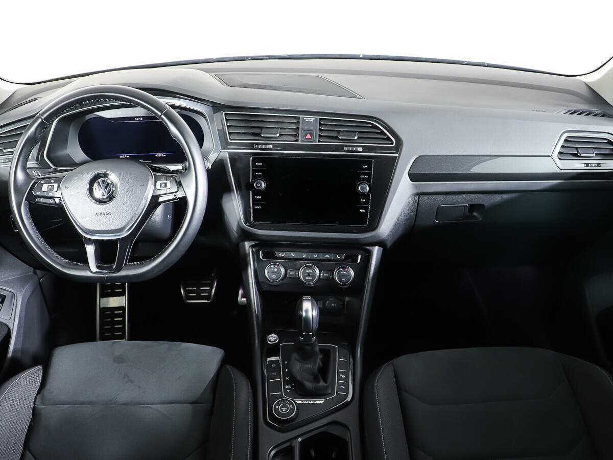 Volkswagen Tiguan, 2018 Фото №11