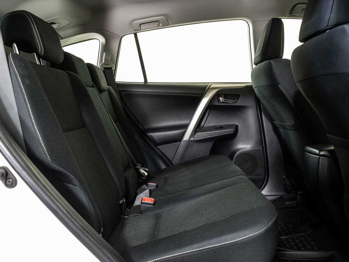 Toyota RAV4, 2013 - 111 771 км. | Фото №8