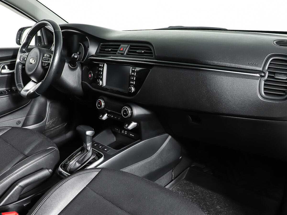 Kia Rio X-Line, 2018 Фото №9