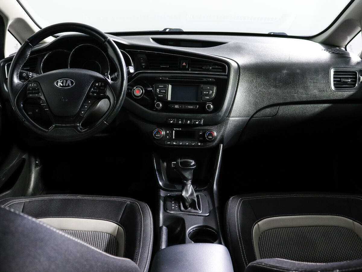 Kia Ceed, 2015 Фото №12