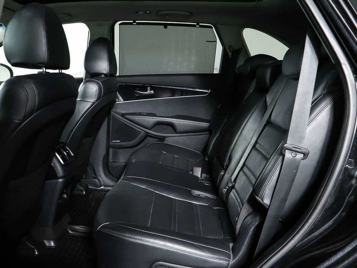 Kia Sorento, 2018 Фото №14