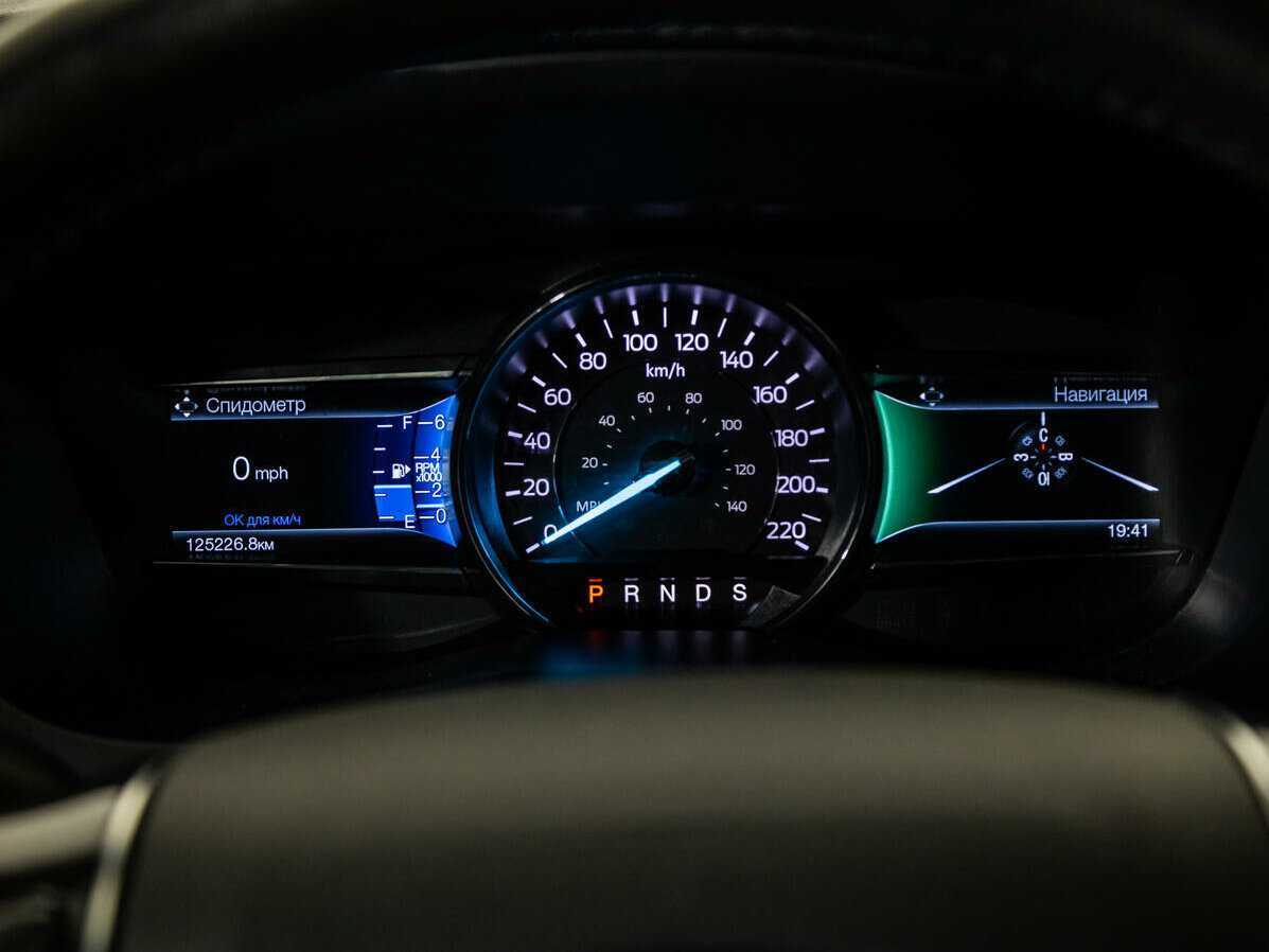 Ford Explorer, 2017 Фото №10