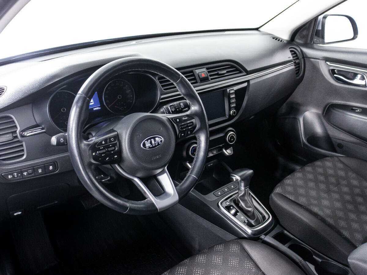Kia Rio X-Line, 2019 Фото №11