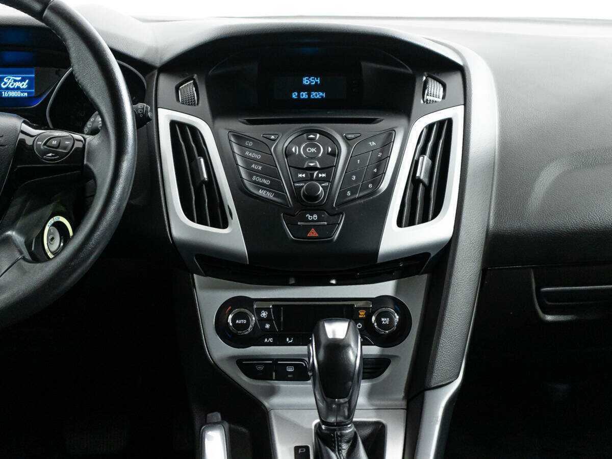 Ford Focus, 2013 Фото №14