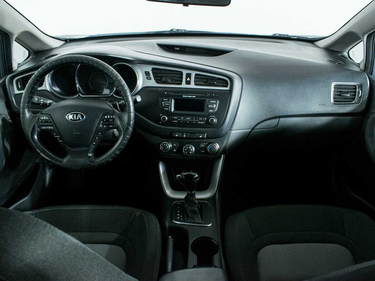 Kia Ceed, 2013 Фото №11