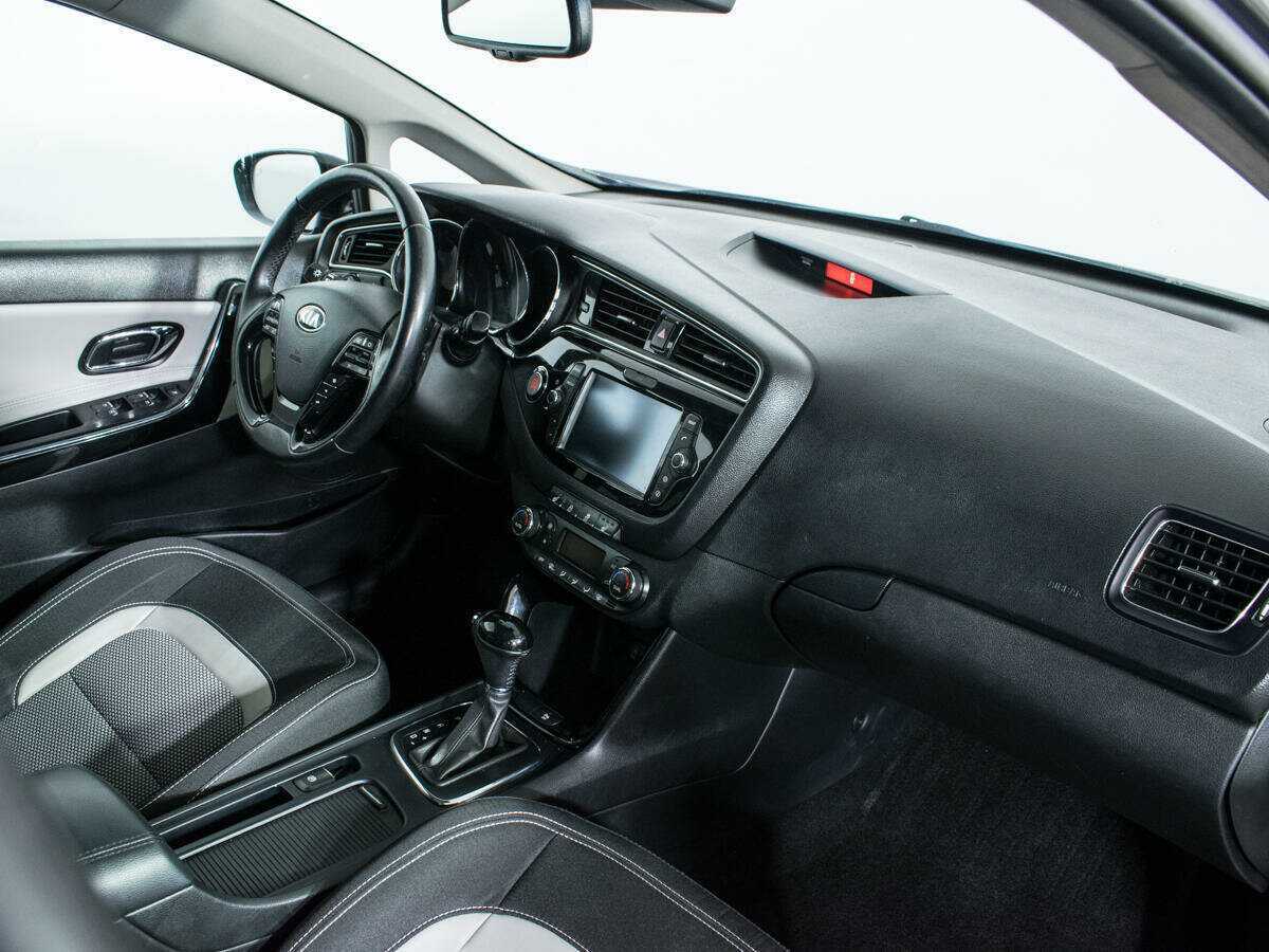Kia Ceed, 2018 Фото №9