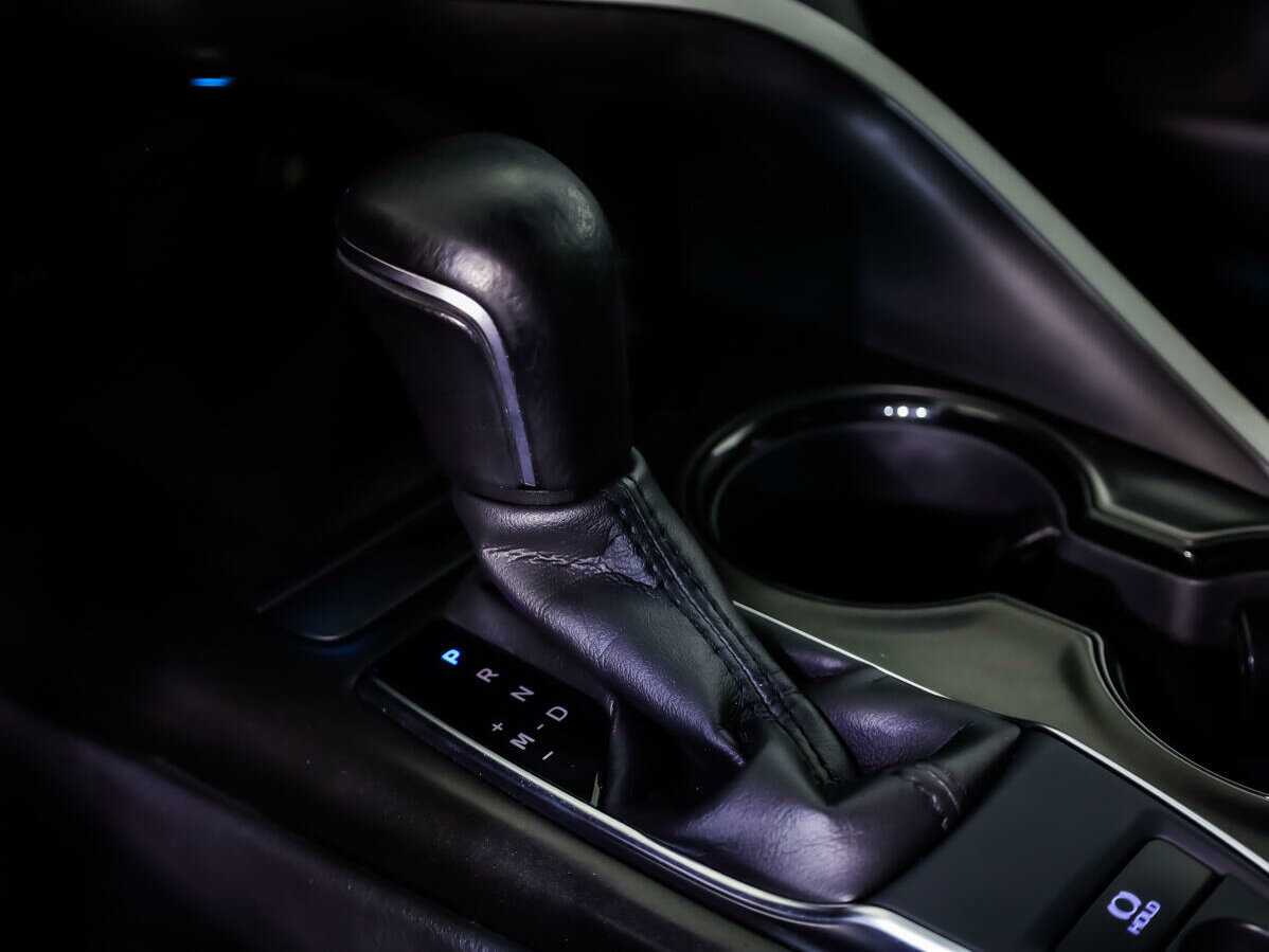 Toyota Camry, 2021 Фото №15