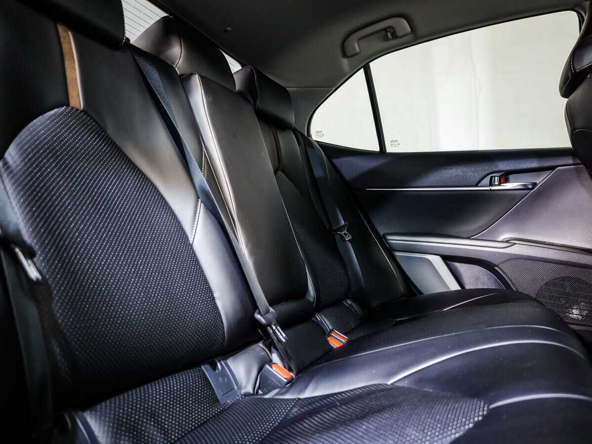 Toyota Camry, 2022 Фото №12