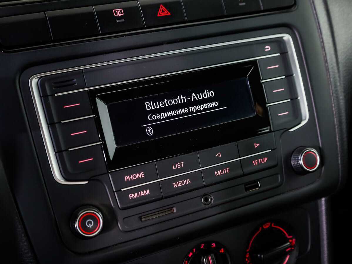 Volkswagen Polo, 2016 Фото №12