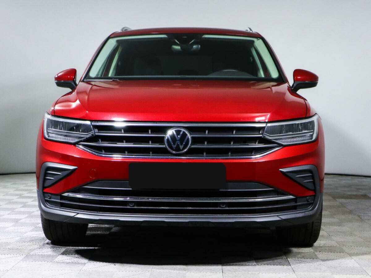 Volkswagen Tiguan, 2021 - 43 141 км. | Фото №2