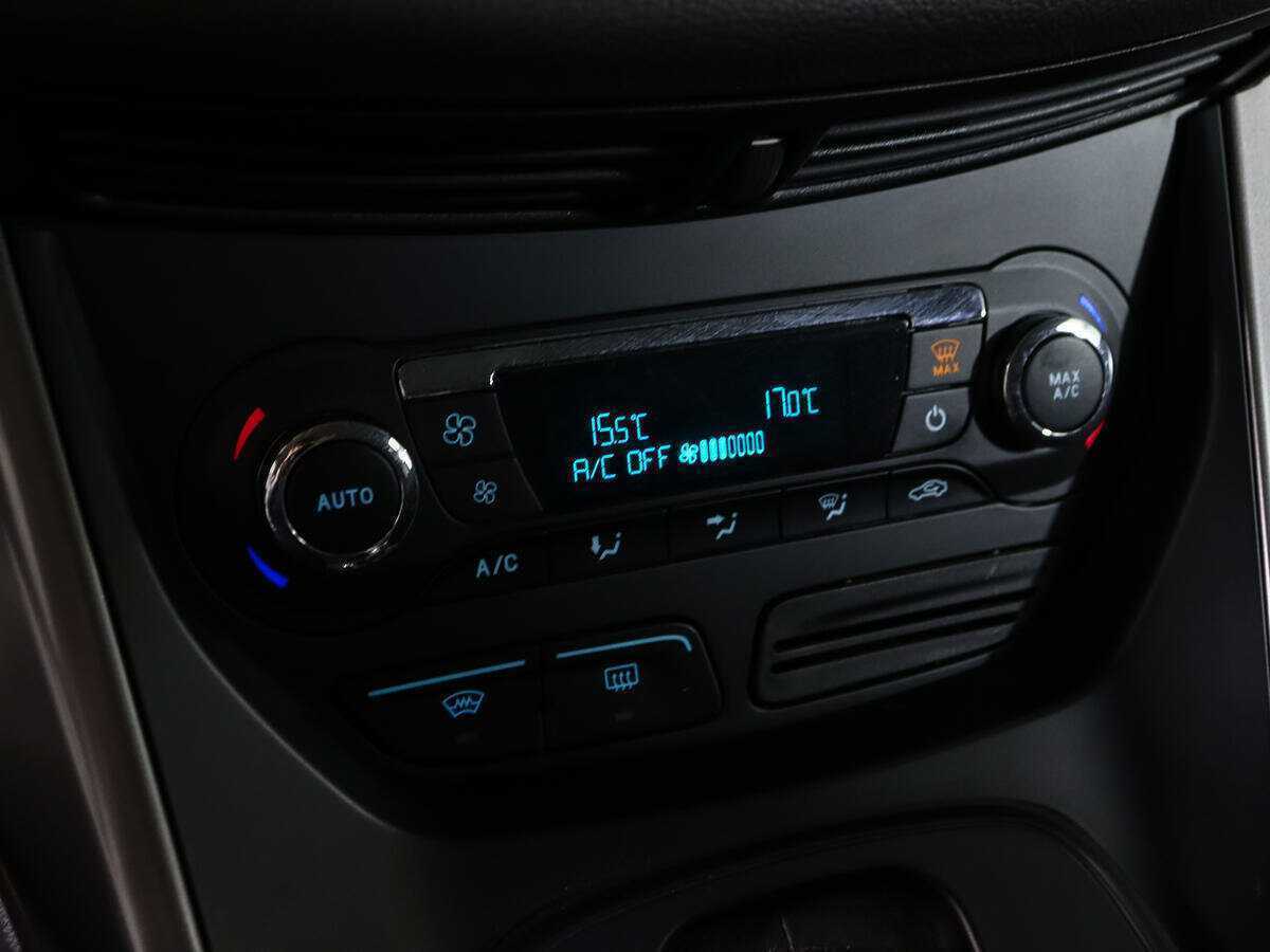 Ford Kuga, 2015 Фото №15