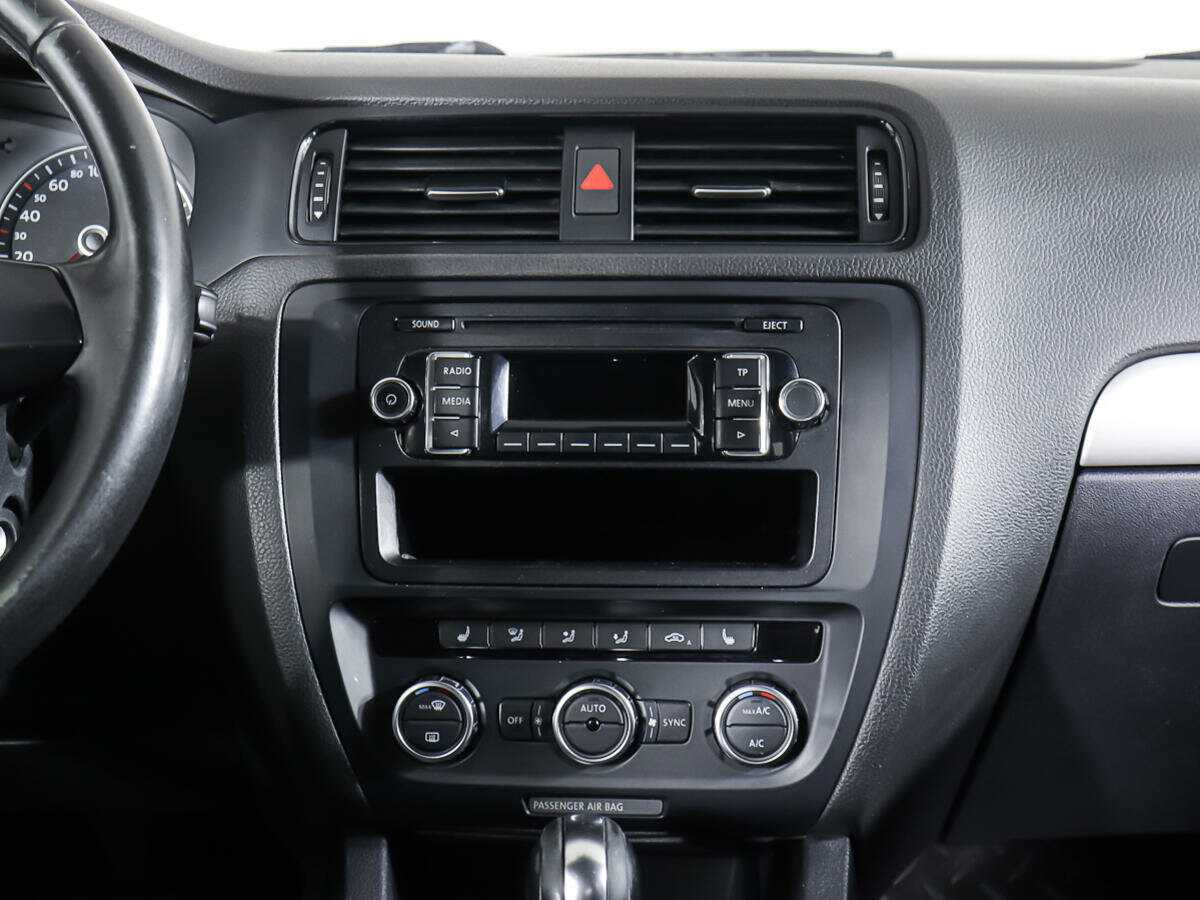 Volkswagen Jetta, 2012 Фото №10