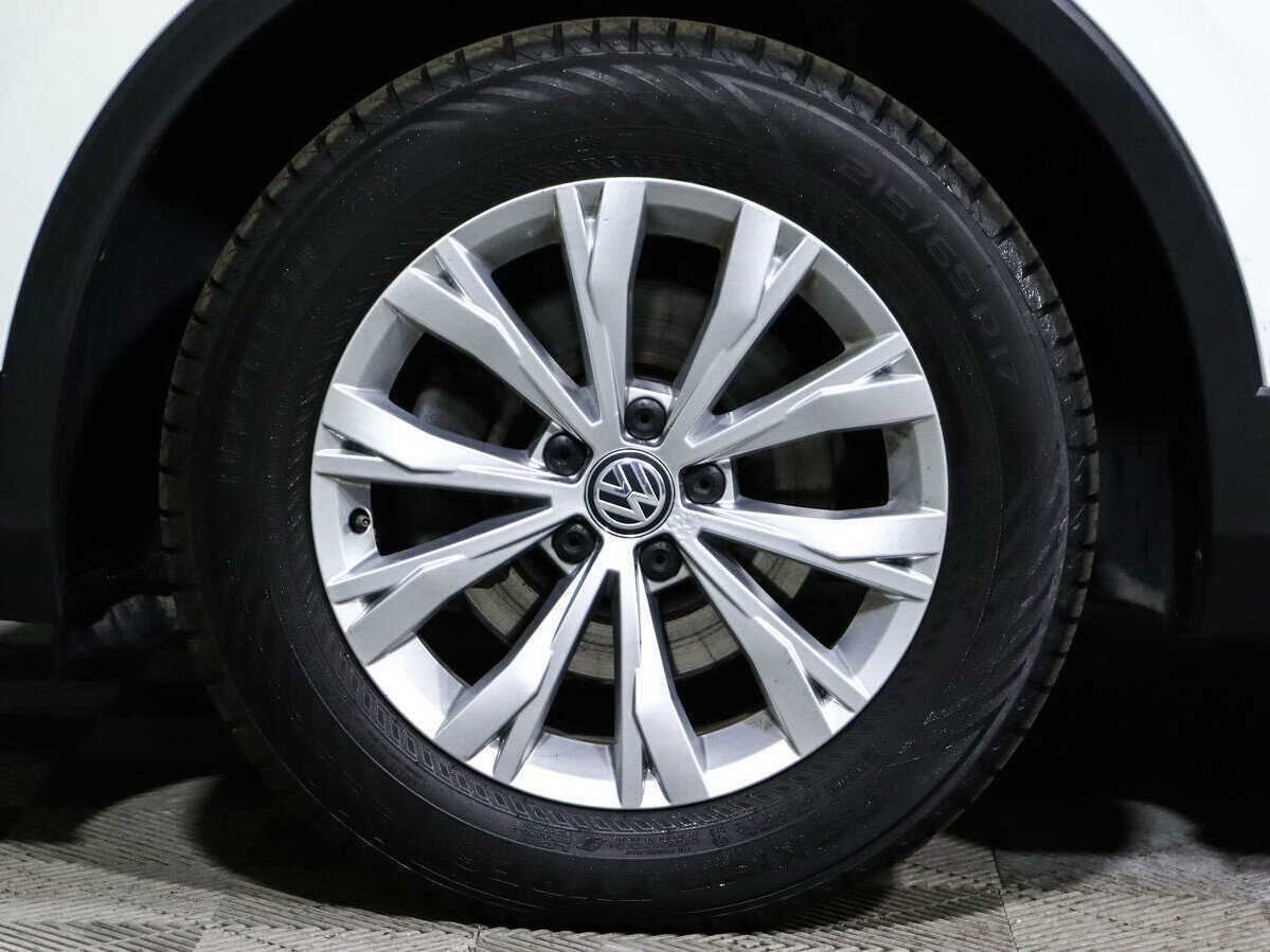 Volkswagen Tiguan, 2017 Фото №17