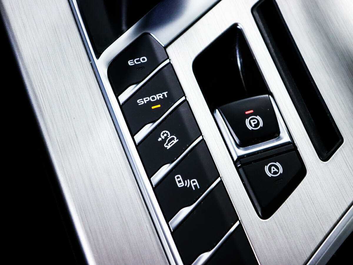 Geely Coolray, 2021 Фото №18