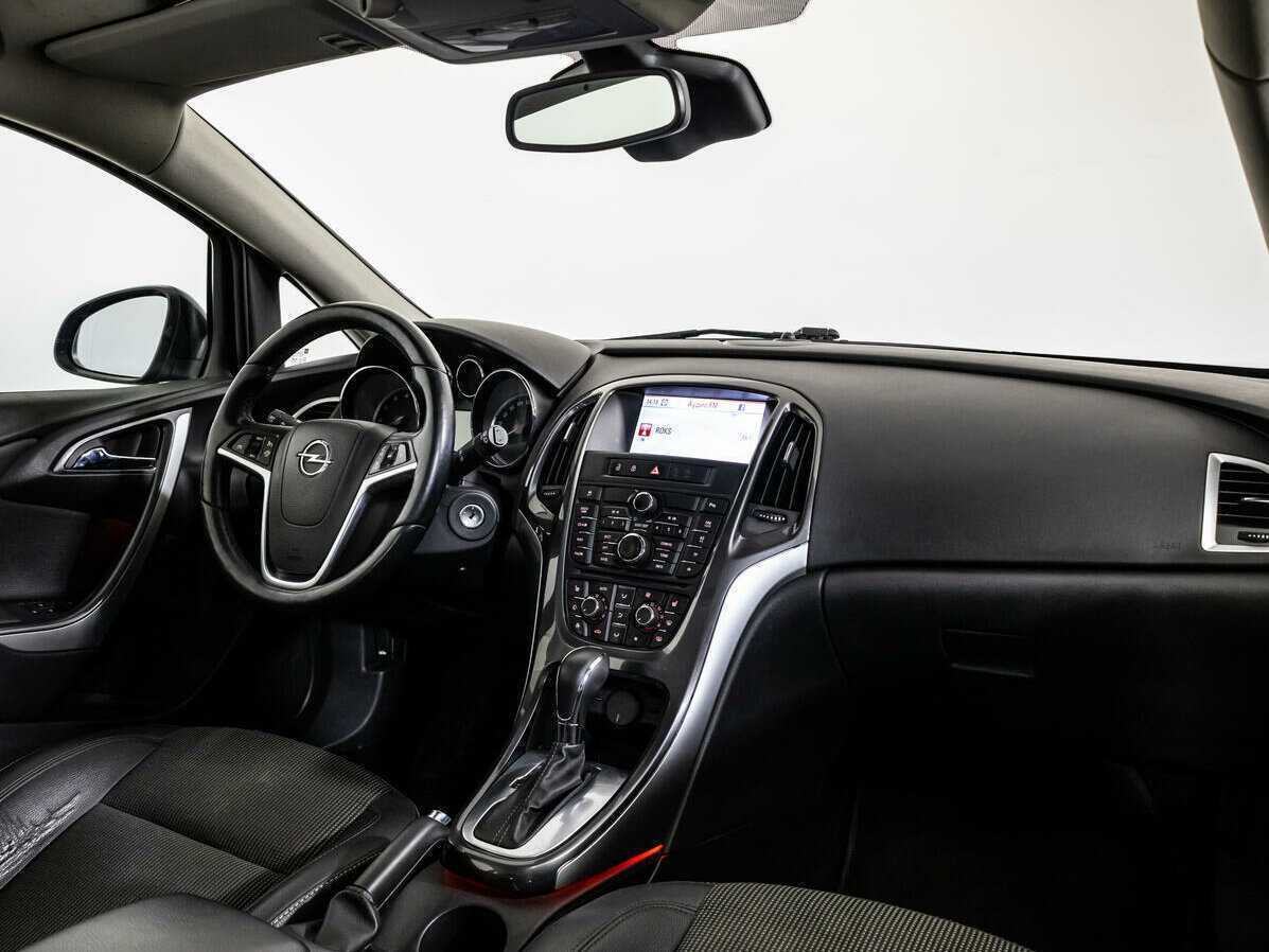 Opel Astra, 2012 - 226 020 км. | Фото №7