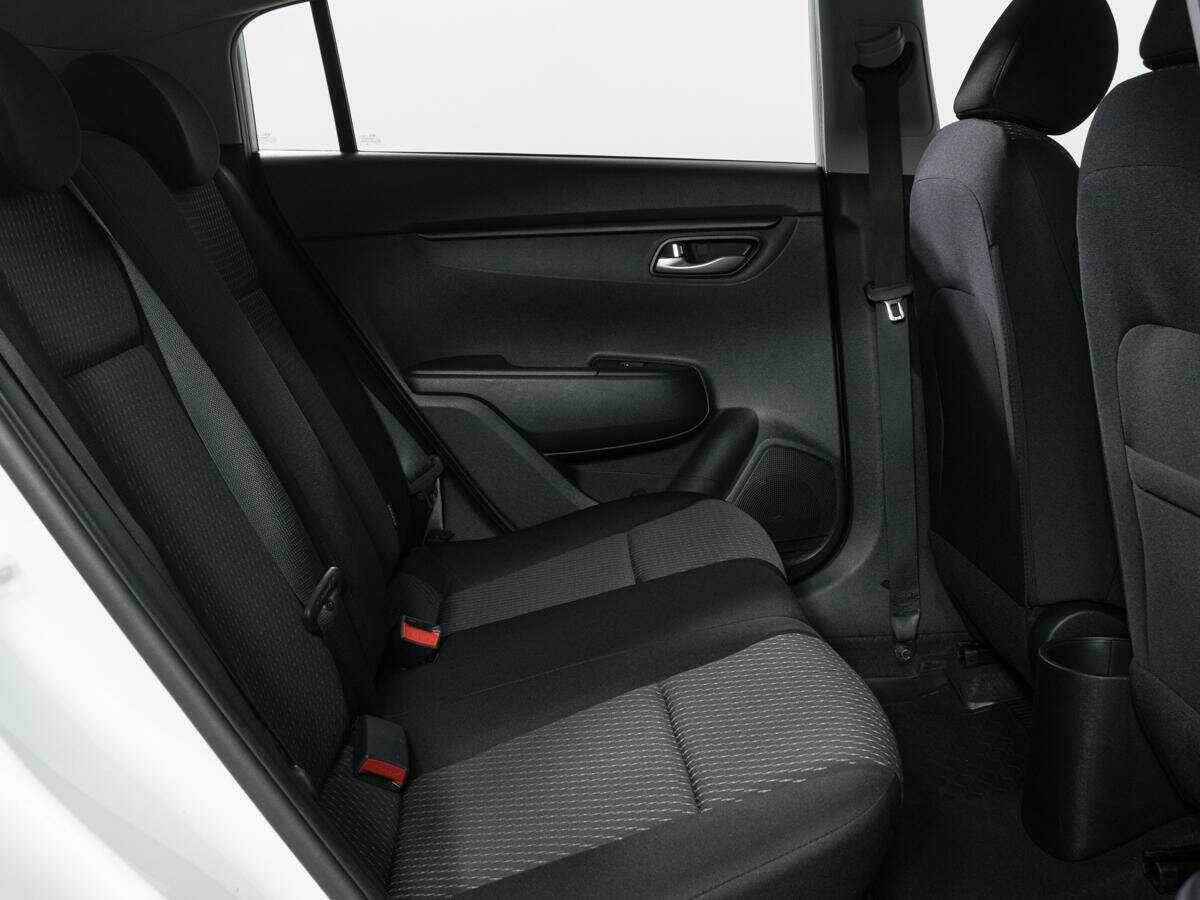 Kia Rio X-Line, 2019 Фото №13