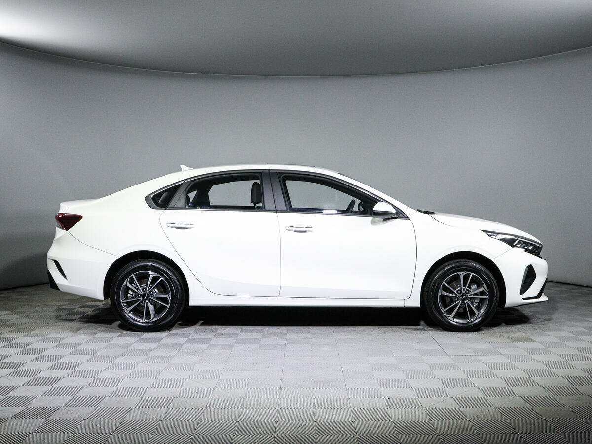 Kia K3, 2022 Фото №4