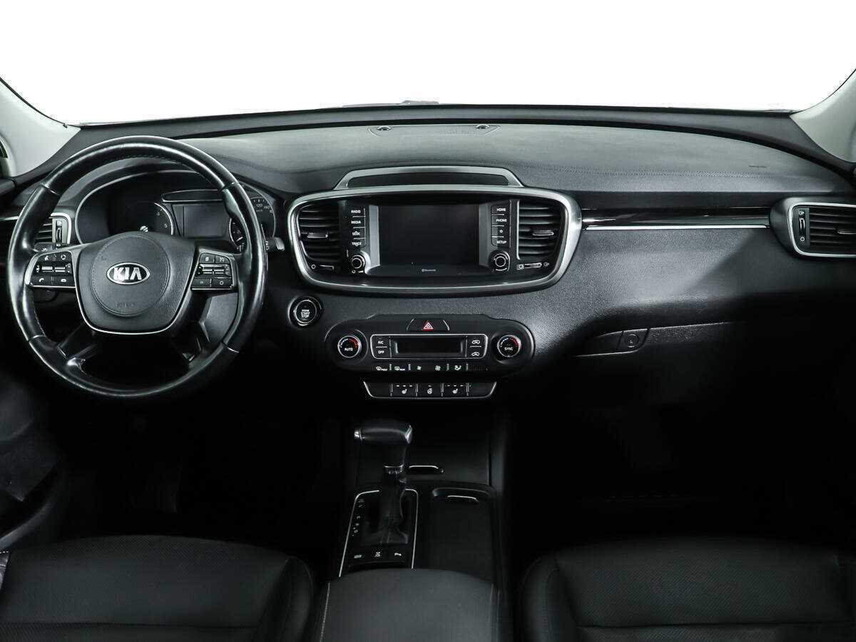 Kia Sorento, 2018 Фото №10