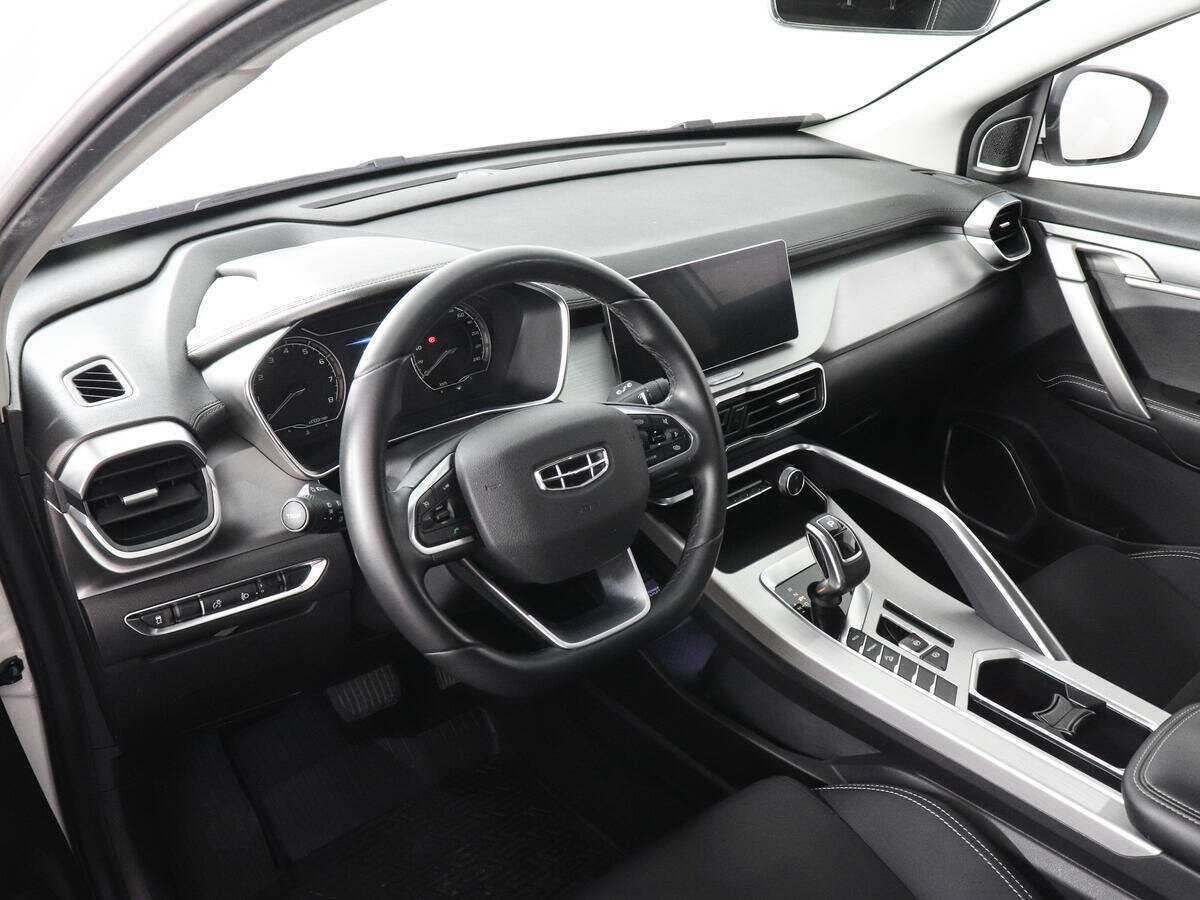 Geely Coolray, 2022 Фото №9