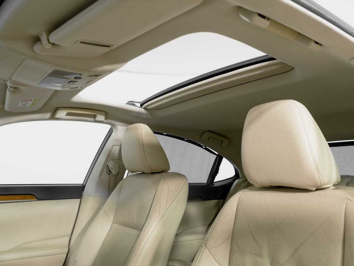 Lexus ES 300h, 2013 Фото №14