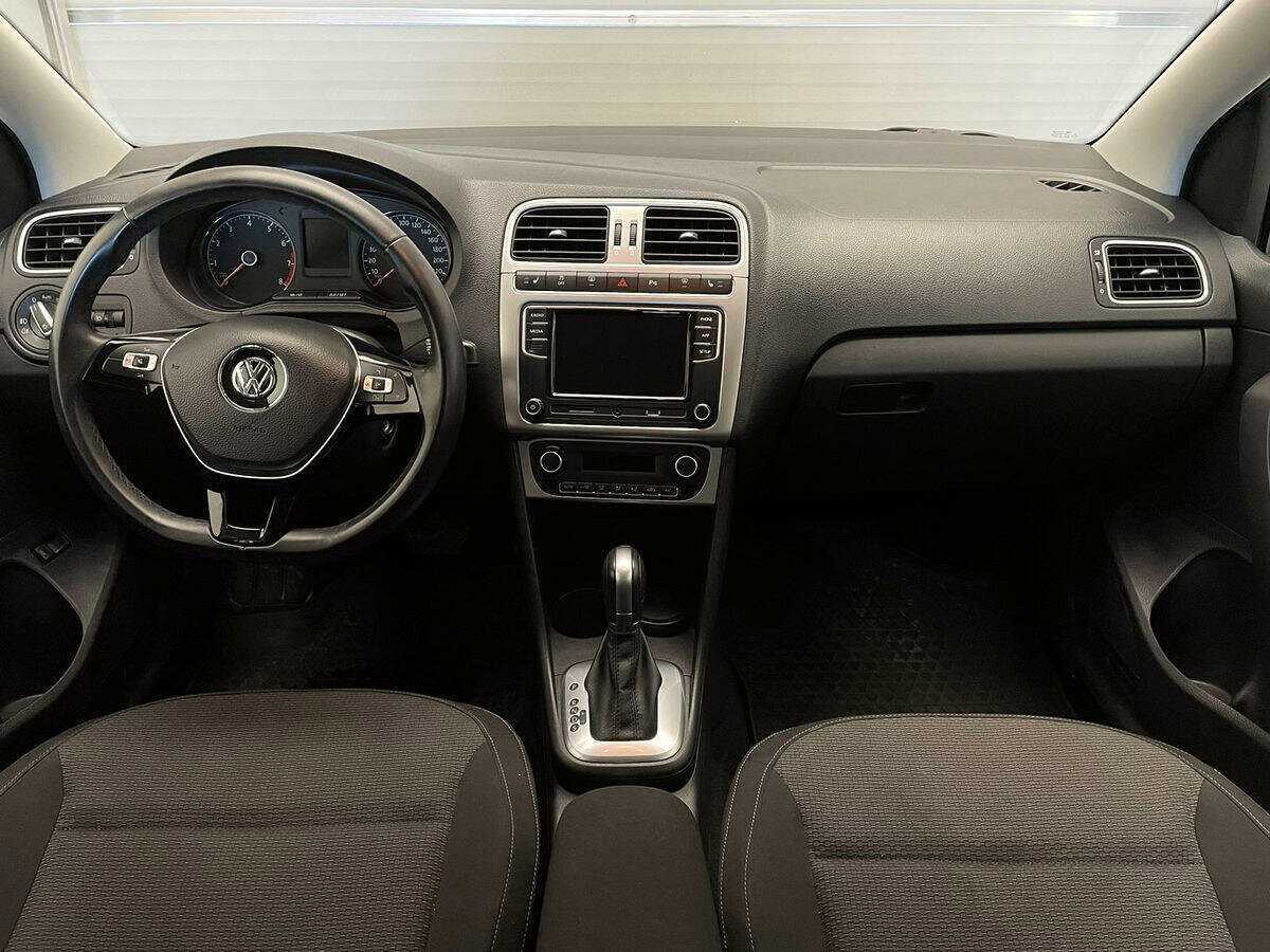 Volkswagen Polo, 2018 Фото №9